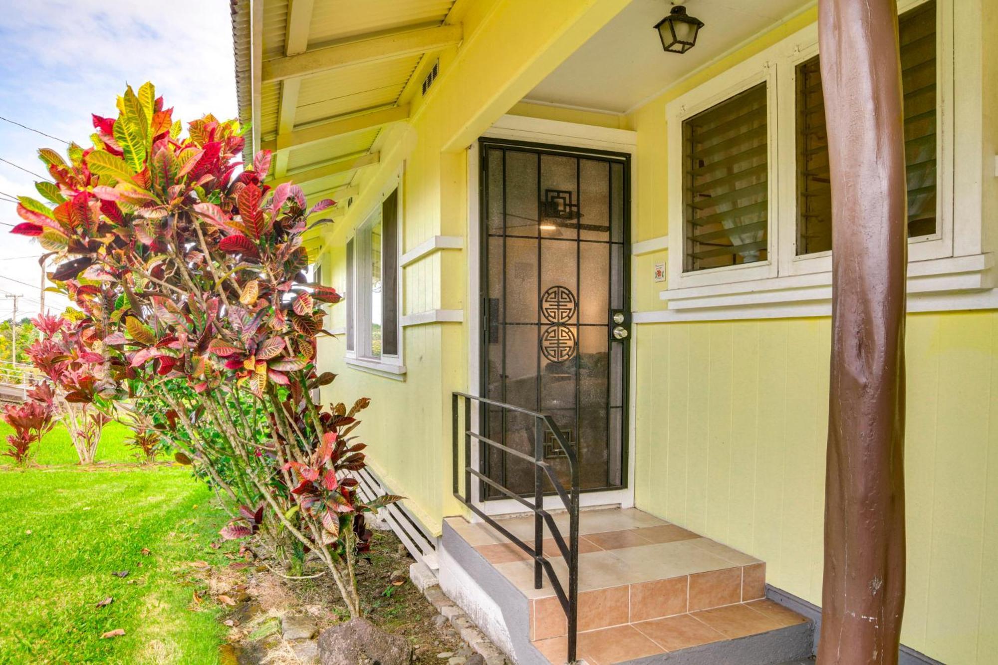 Charming Historic Hilo House Minutes To Beach! Екстер'єр фото